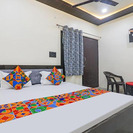 Fabexpress Awadh Inn - 400M From Shri Ram Janam Bhumi Ayodhya Екстер'єр фото