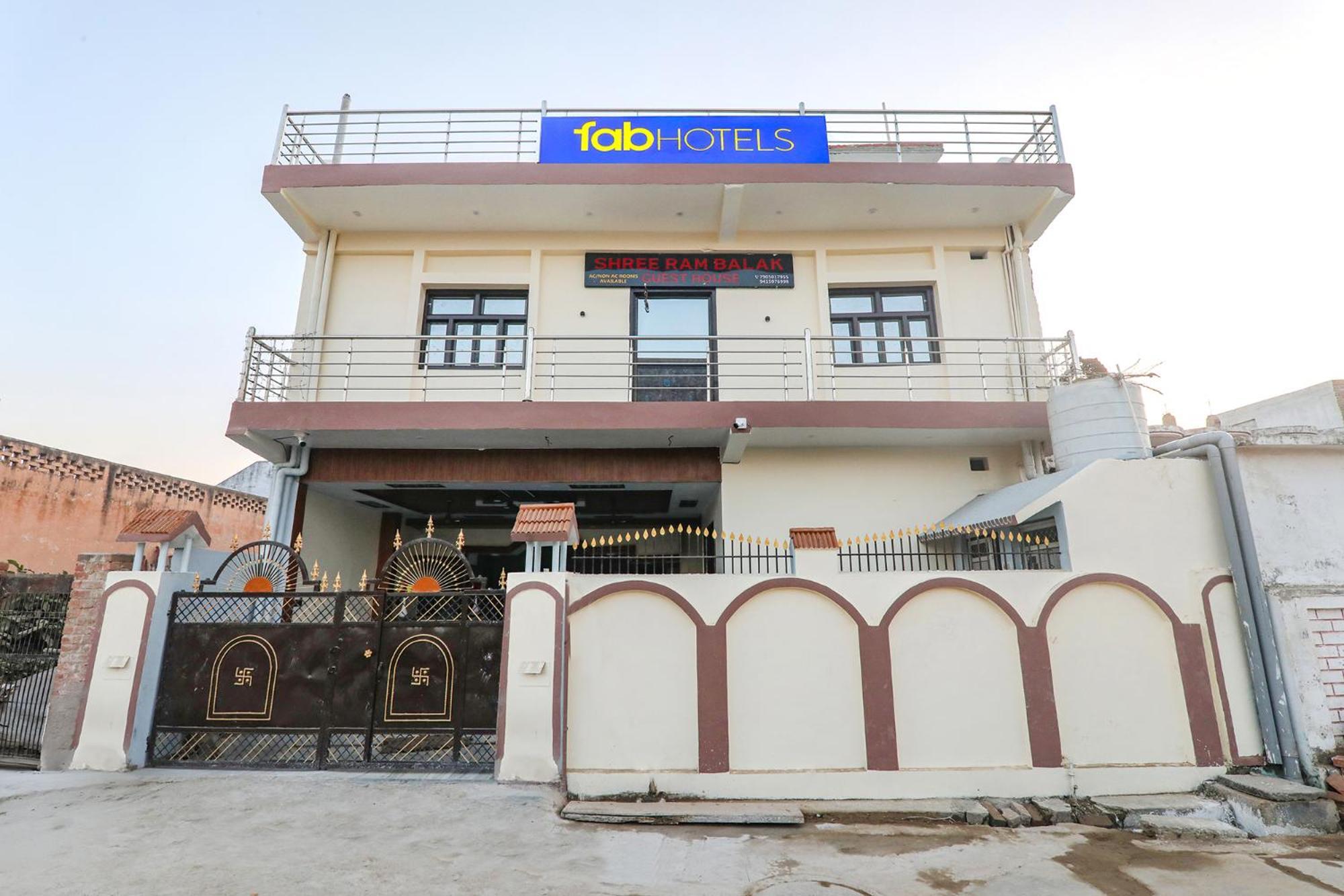 Fabexpress Awadh Inn - 400M From Shri Ram Janam Bhumi Ayodhya Екстер'єр фото